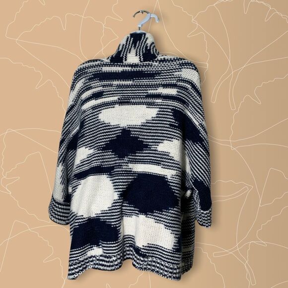 Alia Petites Black And White Open Front Knit Sweater Size PL - Picture 2 of 5
